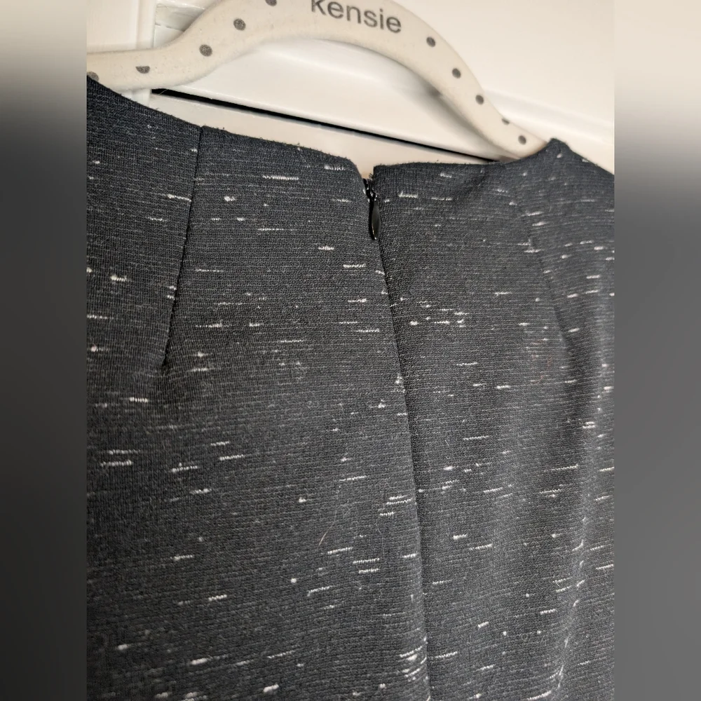 Sold - Picture 5 of 11